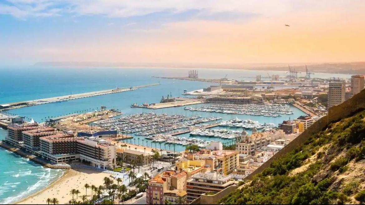 Apartamentos Breton 17 Suite Con Terraza Alicante Exteriör bild